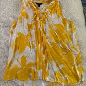 Simply Vera Vera Wang Yellow White Bib Collar Blouse